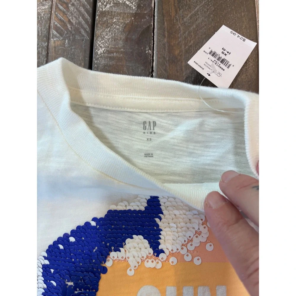 Gap Kids Sun & Surf Flip Sequin Graphic T-Shirt White‎ XS 4-5 NWT